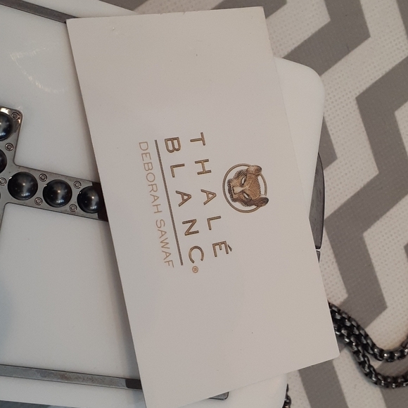 New Thale Blanc Victoria Vertical Pearl Purse - Picture 11 of 15